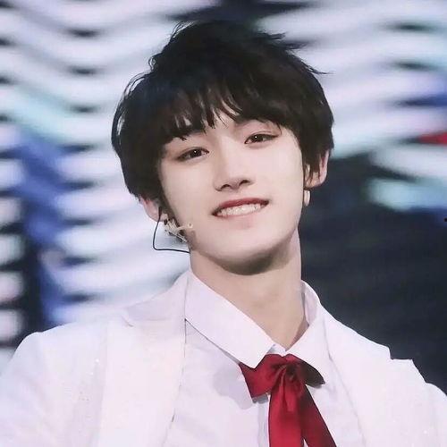 丁程鑫恋情爆料最新,甜蜜互动引粉丝热议